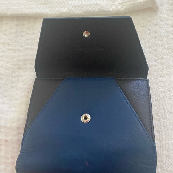 Christian Dior Wallet - Picture 6 of 9